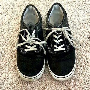 Vans Womens Shoes Size 7 in Black w/ White Laces